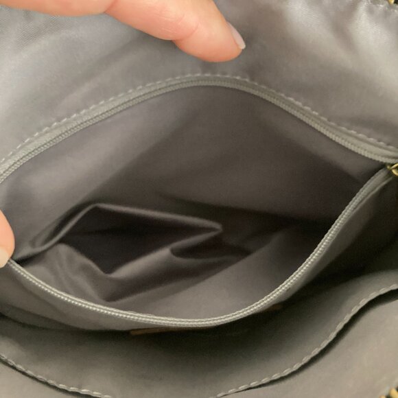 Fossil Leather Crossbody Purse Black Adjustable Strap Classic Minimalist Travel - Picture 9 of 15